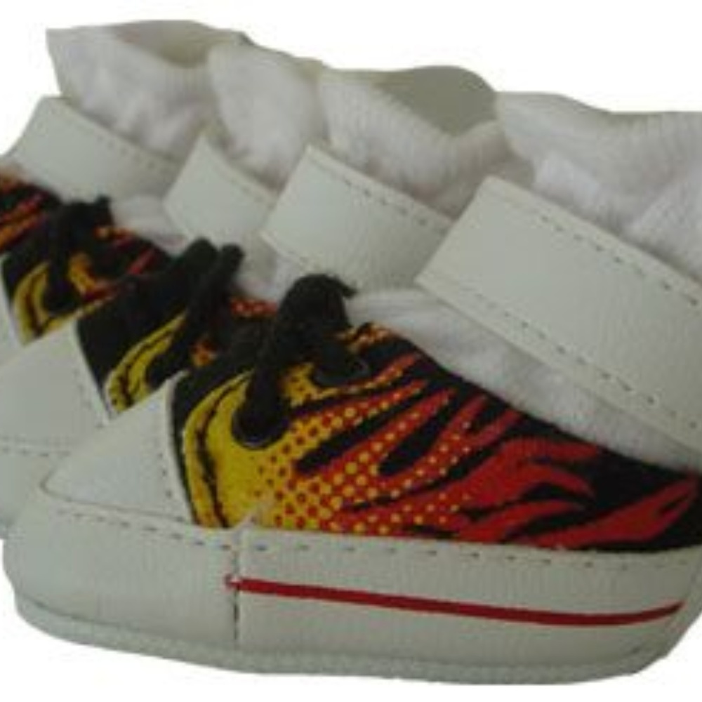 Puppe Love Flaming Dog Sneakers